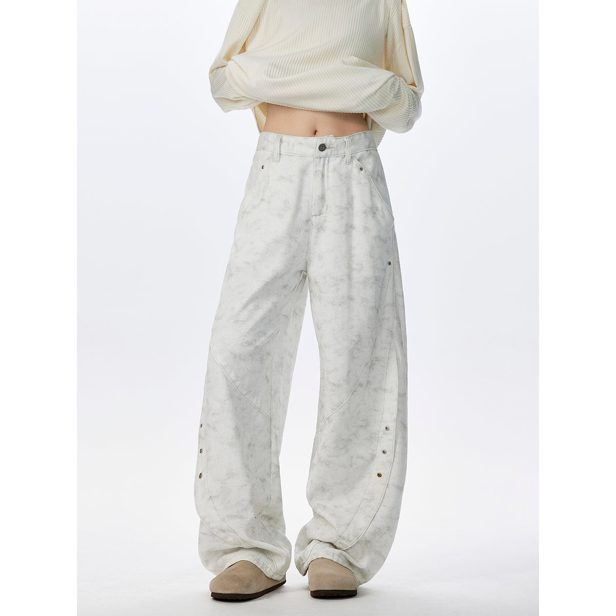 WD908 Curved Knife Denim Jeans