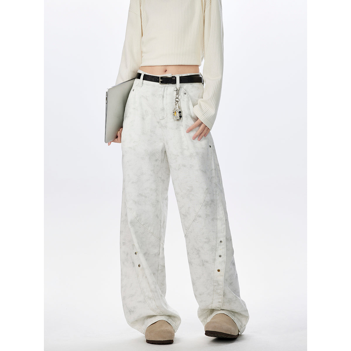 WD908 Curved Knife Denim Jeans