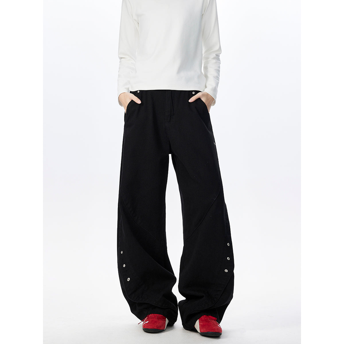 WD908 Curved Knife Denim Jeans